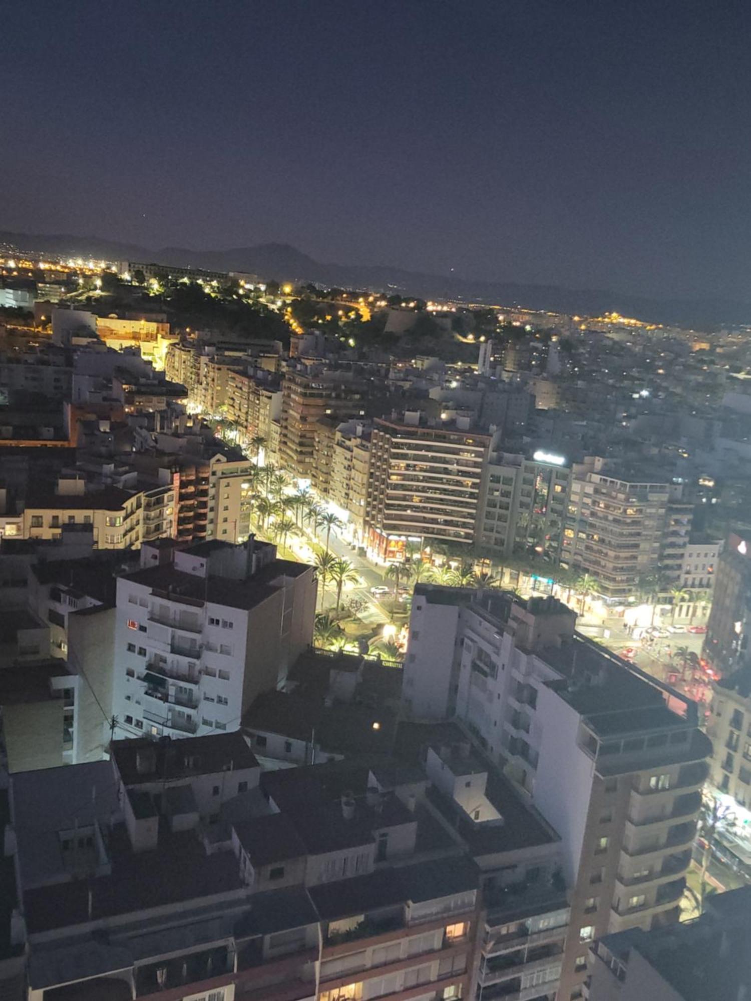 Charming Studio In The Center Of The City Apartamento Pleno Centro De アリカンテ エクステリア 写真